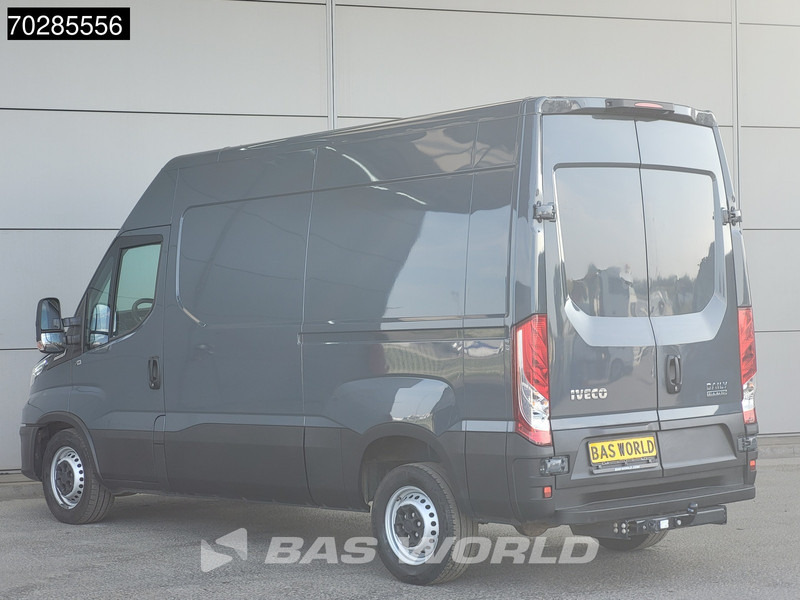 Iveco Daily 35S18 3.0L Automaat L2H2 3500kg Trekhaak LED Navi Airco Cruise Camera Euro6 L2 11m3 Airco Trekhaak Cruise control - Furgon: foto 2 Iveco Daily 35S18 3.0L Automaat L2H2 3500kg Trekhaak LED Navi Airco Cruise Camera Euro6 L2 11m3 Airco Trekhaak Cruise control - Furgon: foto 2