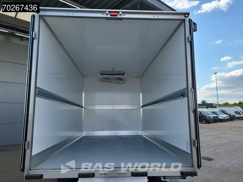 Iveco Daily 35S18 3.0L Koelwagen Thermoking C-250 LED ACC Navi Airco Koel Koeler Kühl Kühler Bakwagen Kühlkoffer 17m3 Airco - Furgon frigorifer: foto 3 Iveco Daily 35S18 3.0L Koelwagen Thermoking C-250 LED ACC Navi Airco Koel Koeler Kühl Kühler Bakwagen Kühlkoffer 17m3 Airco - Furgon frigorifer: foto 3