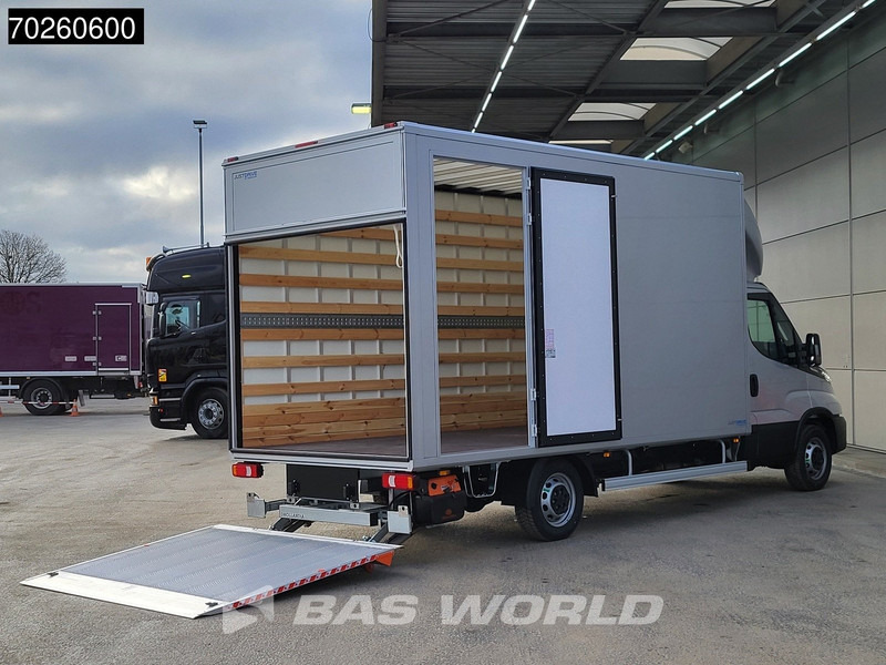 Iveco Daily 35S21 3.0L Automaat Laadklep Zijdeur ACC LED CarPlay Lat om Lat D'Hollandia 3,5t Trekvermogen Meubelbak Koffer Bakwagen Airco - Kamioncine me kontinier: foto 3 Iveco Daily 35S21 3.0L Automaat Laadklep Zijdeur ACC LED CarPlay Lat om Lat D'Hollandia 3,5t Trekvermogen Meubelbak Koffer Bakwagen Airco - Kamioncine me kontinier: foto 3