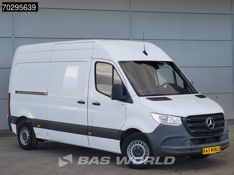 Mercedes-Benz Sprinter 311 CDI L2H2 Airco Cruise MBUX CarPlay Euro6 L2 12m3 Airco Cruise control - Furgon i vogël: foto 3 Mercedes-Benz Sprinter 311 CDI L2H2 Airco Cruise MBUX CarPlay Euro6 L2 12m3 Airco Cruise control - Furgon i vogël: foto 3