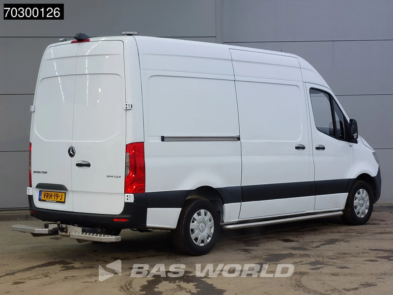 Mercedes-Benz Sprinter 314 CDI L2H2 Trekhaak Airco Cruise Camera MBUX CarPlay Euro6 L2 Airco Trekhaak Cruise control - Furgon: foto 5 Mercedes-Benz Sprinter 314 CDI L2H2 Trekhaak Airco Cruise Camera MBUX CarPlay Euro6 L2 Airco Trekhaak Cruise control - Furgon: foto 5