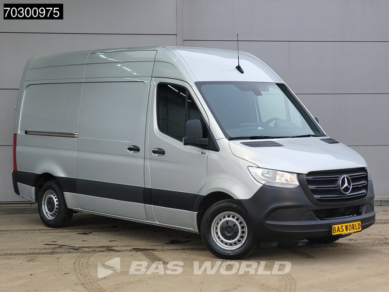 Mercedes-Benz Sprinter 315 CDI Automaat L2H2 150PK Airco Camera Parkeersensoren MBUX CarPlay Euro6 L2 Airco - Furgon i vogël: foto 3 Mercedes-Benz Sprinter 315 CDI Automaat L2H2 150PK Airco Camera Parkeersensoren MBUX CarPlay Euro6 L2 Airco - Furgon i vogël: foto 3