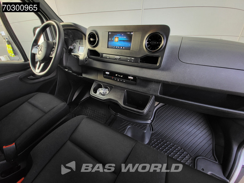 Furgon i vogël Mercedes-Benz Sprinter 315 CDI Automaat L2H2 150PK Airco Camera Parkeersensoren MBUX CarPlay Euro6 L2 Airco: foto 10 Furgon i vogël Mercedes-Benz Sprinter 315 CDI Automaat L2H2 150PK Airco Camera Parkeersensoren MBUX CarPlay Euro6 L2 Airco: foto 10