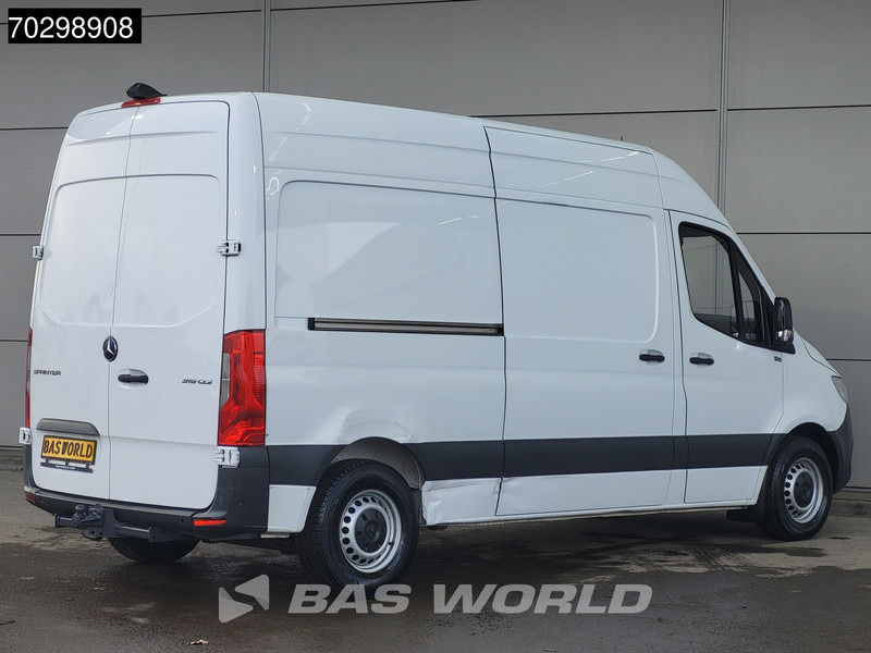 Mercedes-Benz Sprinter 315 CDI Automaat L2H2 150PK Trekhaak ACC Airco Camera Parkeersensoren v+a MBUX CarPlay Euro6 L2 Airco Trekhaak - Furgon: foto 5 Mercedes-Benz Sprinter 315 CDI Automaat L2H2 150PK Trekhaak ACC Airco Camera Parkeersensoren v+a MBUX CarPlay Euro6 L2 Airco Trekhaak - Furgon: foto 5