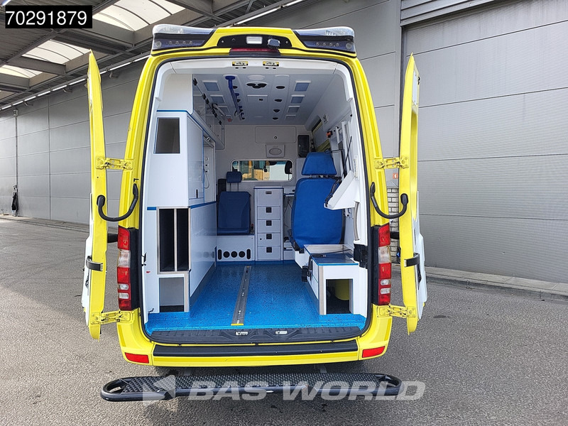 Mercedes-Benz Sprinter 319 CDI Marge! 3.0L V6 Automaat 2x Schuifdeur Airco Cruise Euro6 Krankenwagen Rettungswagen 8m3 Airco Cruise control - Ambulancë: foto 3 Mercedes-Benz Sprinter 319 CDI Marge! 3.0L V6 Automaat 2x Schuifdeur Airco Cruise Euro6 Krankenwagen Rettungswagen 8m3 Airco Cruise control - Ambulancë: foto 3