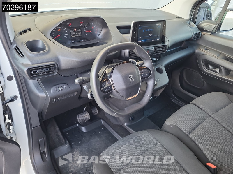 Furgon i vogël Peugeot Partner 130pk Benzine Emissievrij L1H1 Navi Airco Cruise Parkeersensoren Euro6 L1 Kompakt Airco Trekhaak Cruise control: foto 12 Furgon i vogël Peugeot Partner 130pk Benzine Emissievrij L1H1 Navi Airco Cruise Parkeersensoren Euro6 L1 Kompakt Airco Trekhaak Cruise control: foto 12