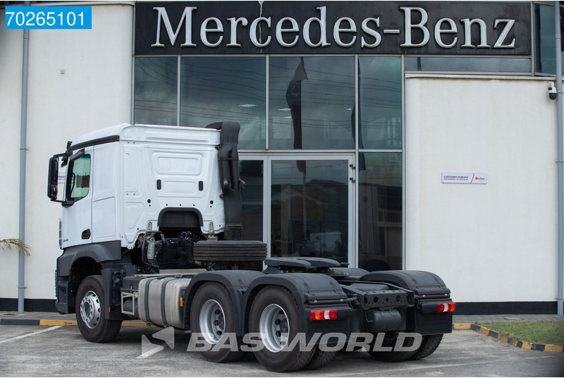 Mercedes-Benz Actros 2642 6X4 NEW! RHD 2x Tanks Euro 3 - Gjysmë-kamion: foto 2 Mercedes-Benz Actros 2642 6X4 NEW! RHD 2x Tanks Euro 3 - Gjysmë-kamion: foto 2