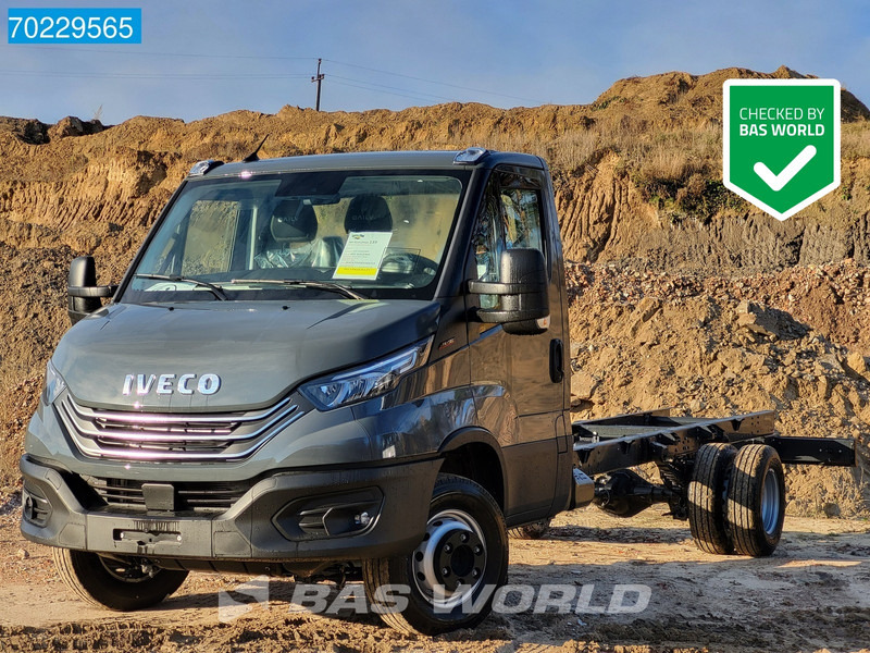 Iveco Daily 70C18 475WB Chassis Cabine Fahrgestell Airco Cruise Navi A/C - Kamioncine: foto 1 Iveco Daily 70C18 475WB Chassis Cabine Fahrgestell Airco Cruise Navi A/C - Kamioncine: foto 1