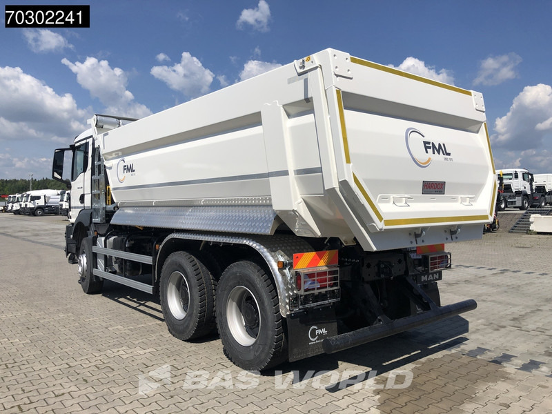 MAN TGS 33.400 6X4 NEW 17m3 KH Kipper Manual Steel suspension Big-Axle EURO 2 - Kamion vetëshkarkues: foto 2 MAN TGS 33.400 6X4 NEW 17m3 KH Kipper Manual Steel suspension Big-Axle EURO 2 - Kamion vetëshkarkues: foto 2