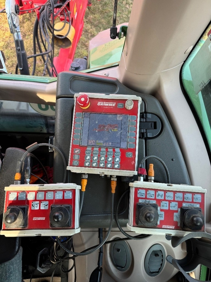 Makinë për nxjerrjen e patateve Grimme SE 150-60 XXL: foto 11 Makinë për nxjerrjen e patateve Grimme SE 150-60 XXL: foto 11