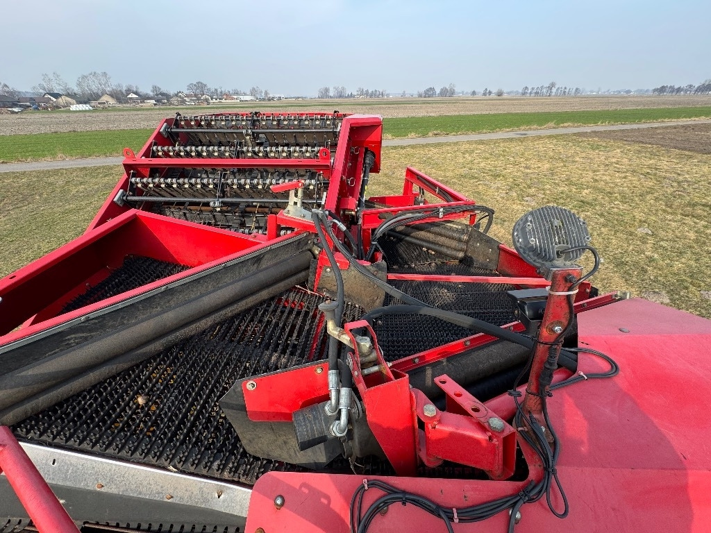 Makinë për nxjerrjen e patateve Grimme SE 150-60 XXL: foto 14 Makinë për nxjerrjen e patateve Grimme SE 150-60 XXL: foto 14