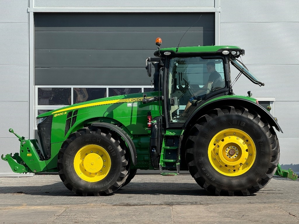 John Deere 8400 R - Traktor: foto 4 John Deere 8400 R - Traktor: foto 4