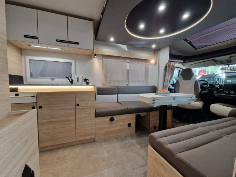 Chausson 640 Ultimate Line - Kamper gjysmë i integruar: foto 4 Chausson 640 Ultimate Line - Kamper gjysmë i integruar: foto 4