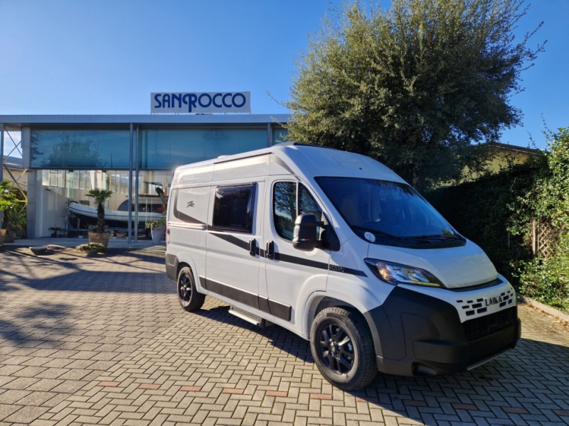 Laika Kosmo 50 Camper Van - Furgon kampingu: foto 1 Laika Kosmo 50 Camper Van - Furgon kampingu: foto 1