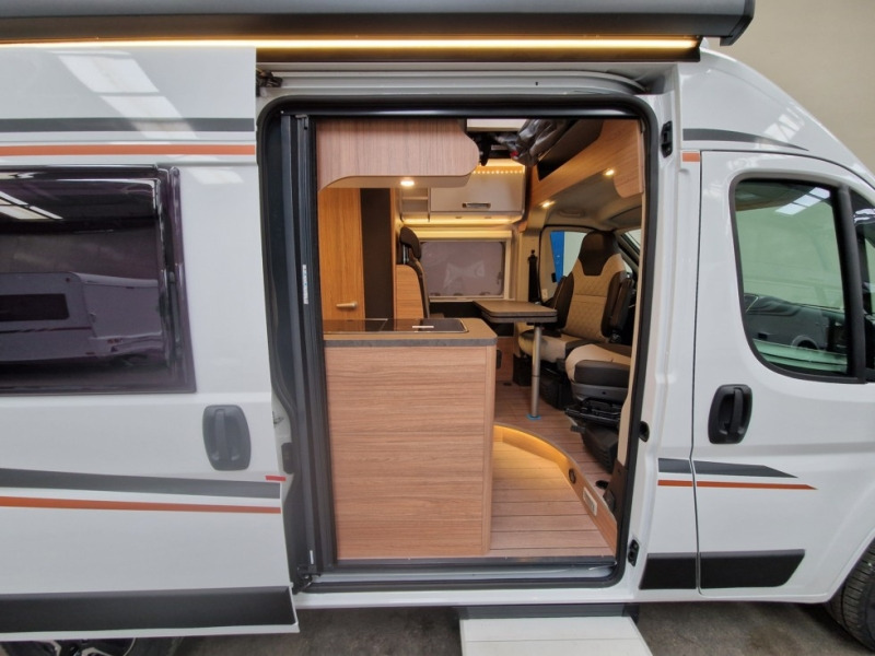 Weinsberg Carabus 540 MQ Edition Fire - Furgon kampingu: foto 5 Weinsberg Carabus 540 MQ Edition Fire - Furgon kampingu: foto 5