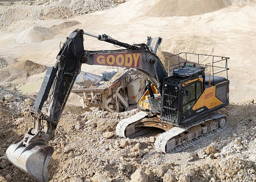 Volvo EC 250 EL - Ekskavator me zinxhirë: foto 5 Volvo EC 250 EL - Ekskavator me zinxhirë: foto 5