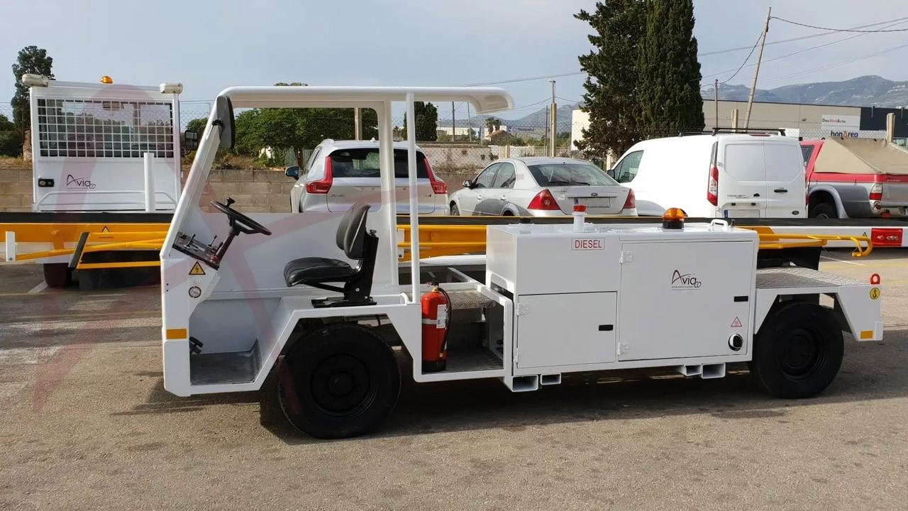 EINSA CDA-14 - Shirit transportues avionësh: foto 3 EINSA CDA-14 - Shirit transportues avionësh: foto 3