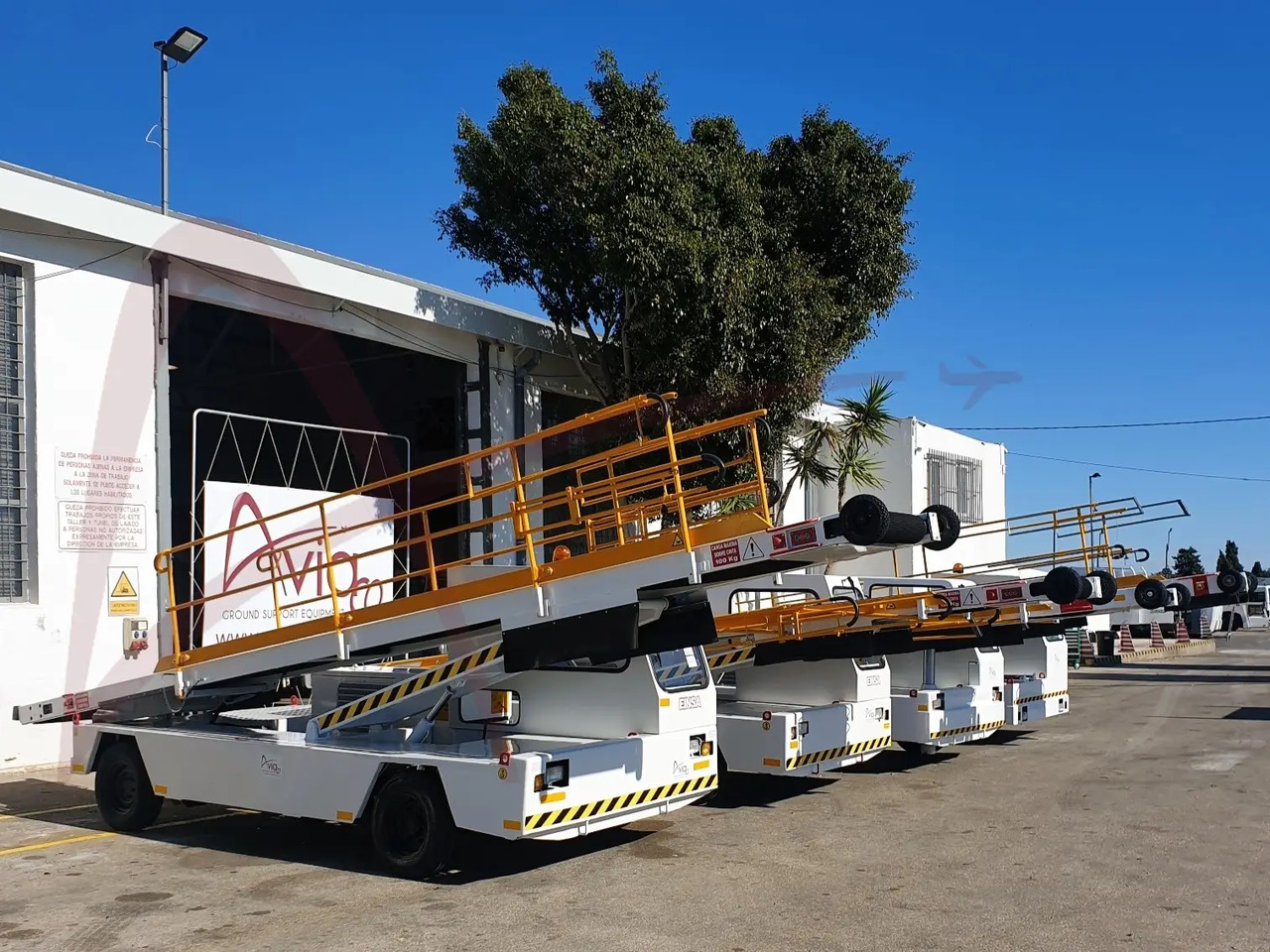 EINSA CDA-14C - Shirit transportues avionësh: foto 4 EINSA CDA-14C - Shirit transportues avionësh: foto 4