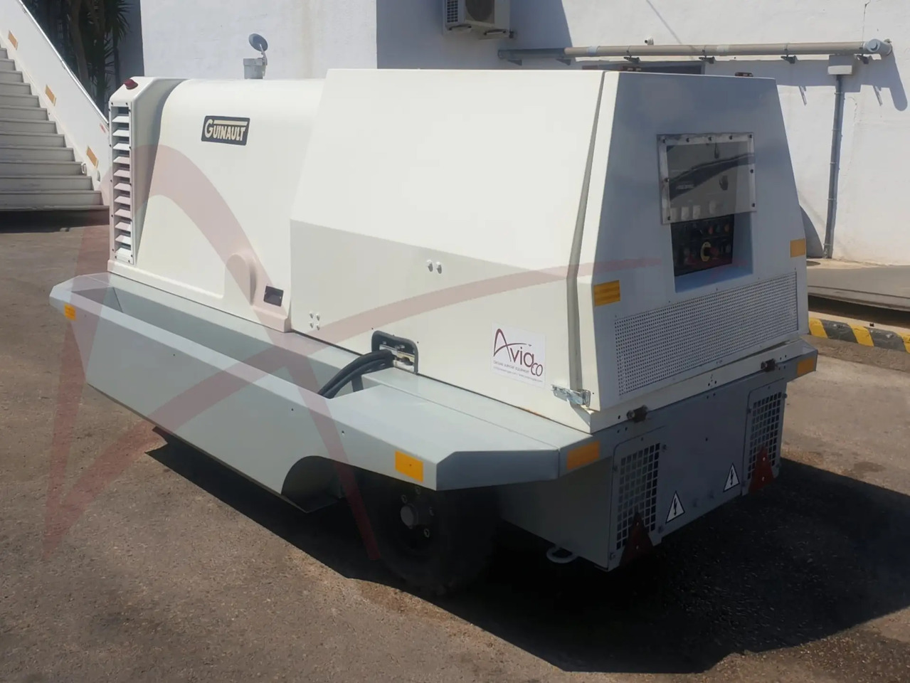 GUINAULT GA120V18D2100 - Njësia e energjisë tokësore: foto 2 GUINAULT GA120V18D2100 - Njësia e energjisë tokësore: foto 2