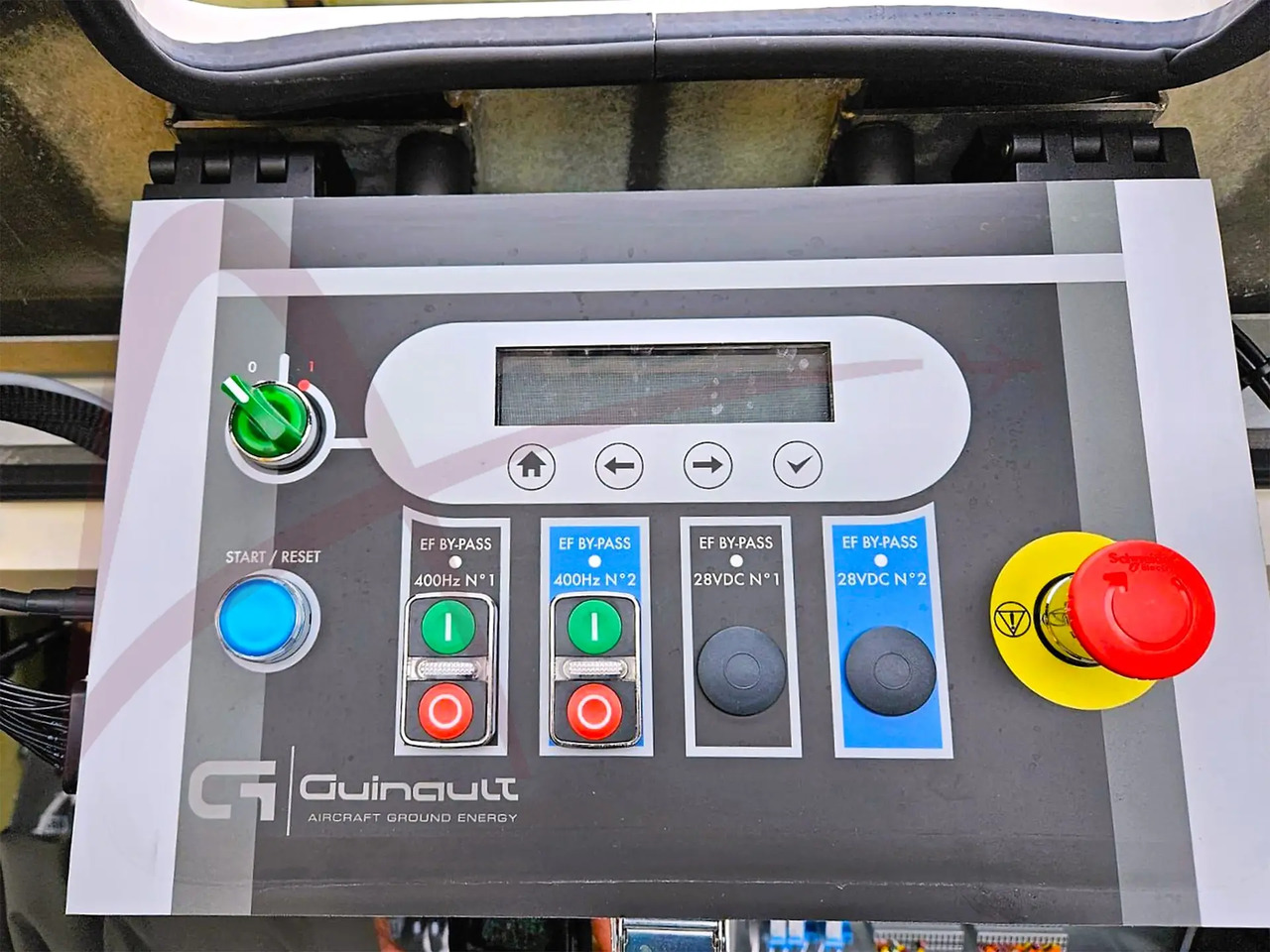 GUINAULT GA180V51D2000 - Njësia e energjisë tokësore: foto 3 GUINAULT GA180V51D2000 - Njësia e energjisë tokësore: foto 3