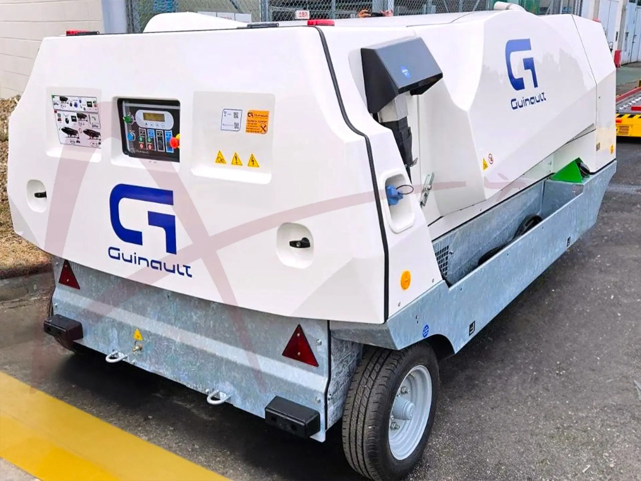 GUINAULT GA180V51D2000 - Njësia e energjisë tokësore: foto 1 GUINAULT GA180V51D2000 - Njësia e energjisë tokësore: foto 1