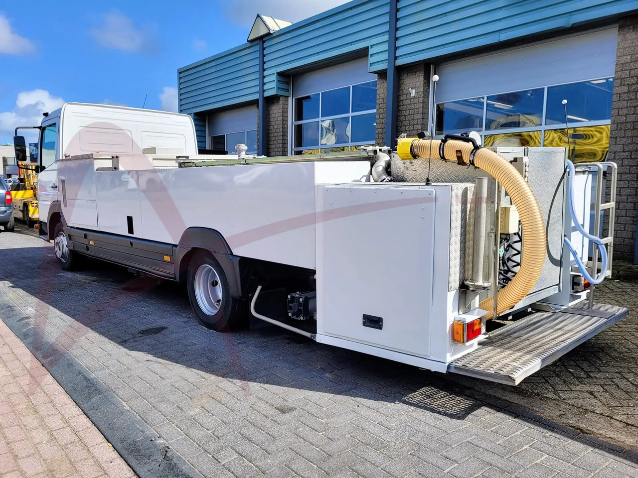 SCHRADER FAK 3.0/1.0/0.1 - Pajisje shërbimi të tualetit: foto 2 SCHRADER FAK 3.0/1.0/0.1 - Pajisje shërbimi të tualetit: foto 2