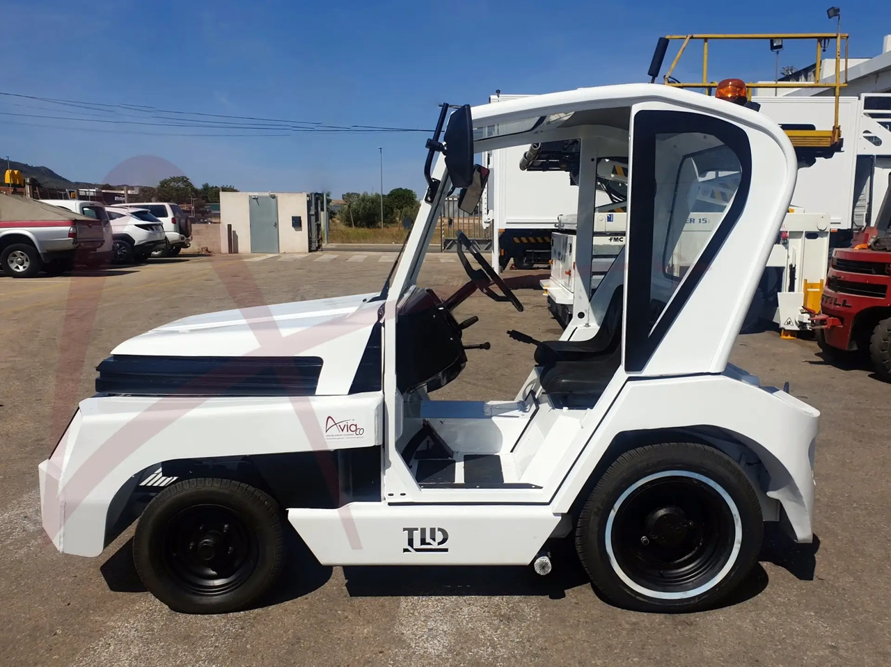 TLD TMX-20 - Mjet për tërheqjen e bagazheve: foto 3 TLD TMX-20 - Mjet për tërheqjen e bagazheve: foto 3