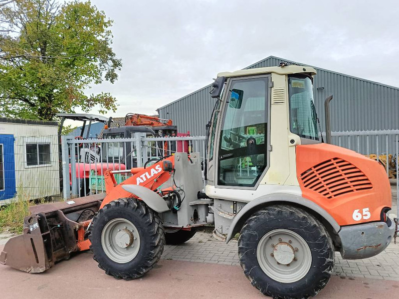 Atlas AR 65 shovel wiellader loader lader 2006 - Fadrom me goma: foto 1 Atlas AR 65 shovel wiellader loader lader 2006 - Fadrom me goma: foto 1
