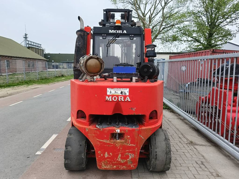 MORA M 100 C 10 ton heftrucl forklift stapler lpg gas - Pirun më gaz: foto 4 MORA M 100 C 10 ton heftrucl forklift stapler lpg gas - Pirun më gaz: foto 4