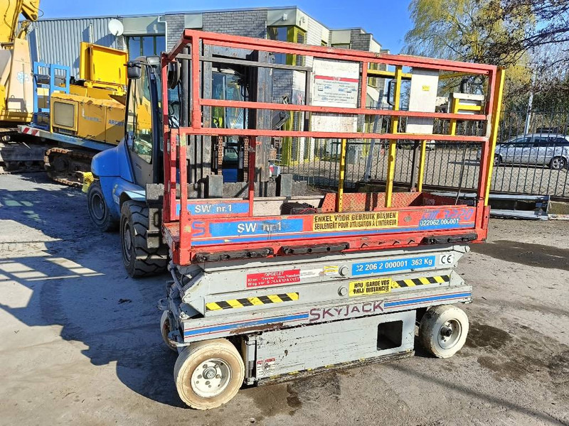 Skyjack SJ III 3220 6,1 m hoogwerker hi lift schaarlift - Ngritës gërshërë: foto 1 Skyjack SJ III 3220 6,1 m hoogwerker hi lift schaarlift - Ngritës gërshërë: foto 1