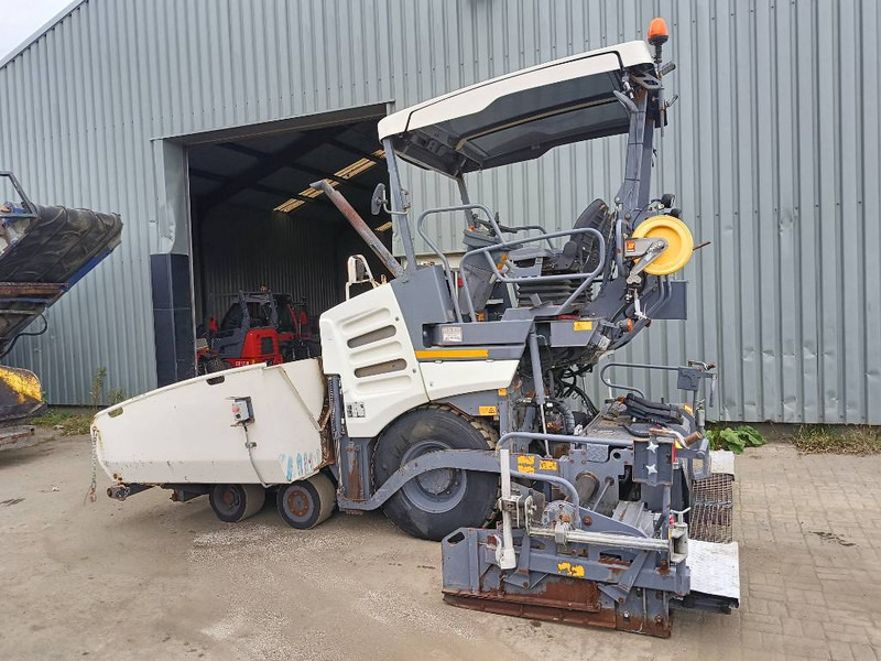 Vögele Super 1303-3i asfalteermachine asphalt paver - Shtrues asfalti: foto 1 Vögele Super 1303-3i asfalteermachine asphalt paver - Shtrues asfalti: foto 1