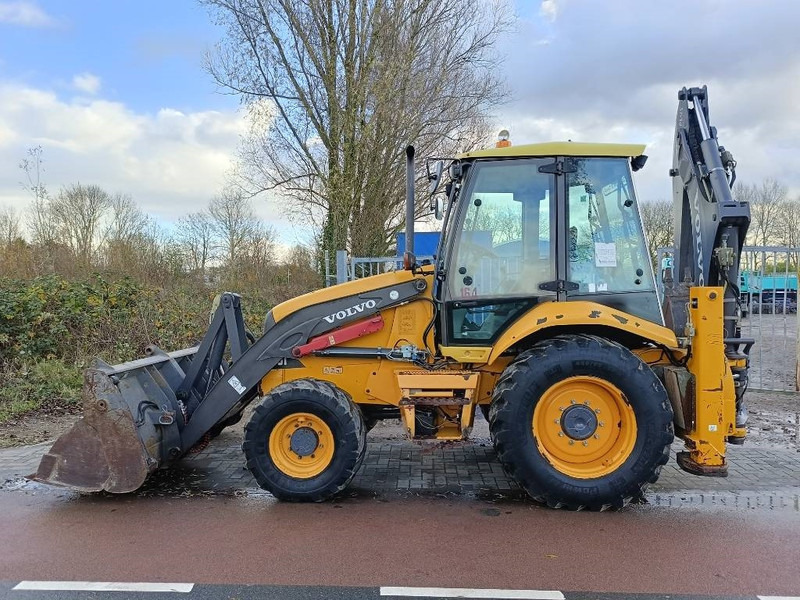 Volvo BL 61 + graaflaad combinatie backhoe loader lader - Fadromë me shkarkim nga prapa: foto 1 Volvo BL 61 + graaflaad combinatie backhoe loader lader - Fadromë me shkarkim nga prapa: foto 1