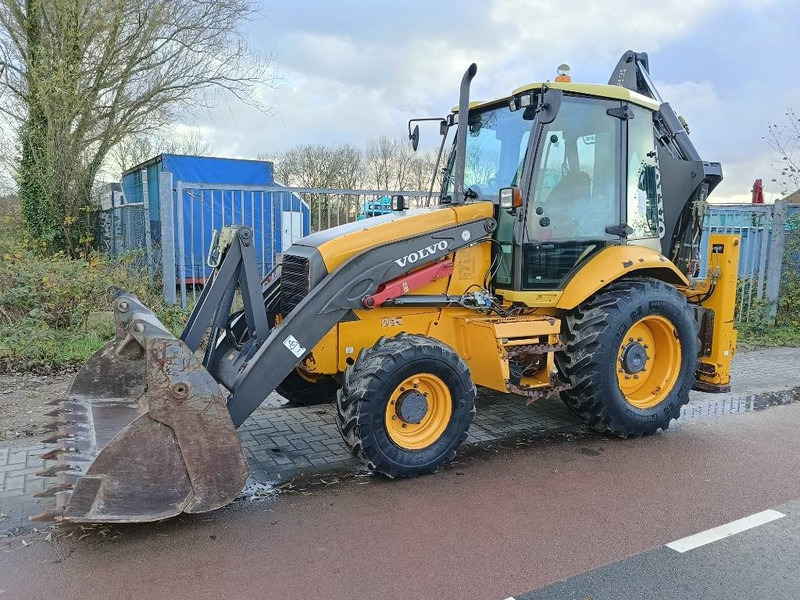 Volvo BL 61 + graaflaad combinatie backhoe loader lader - Fadromë me shkarkim nga prapa: foto 2 Volvo BL 61 + graaflaad combinatie backhoe loader lader - Fadromë me shkarkim nga prapa: foto 2