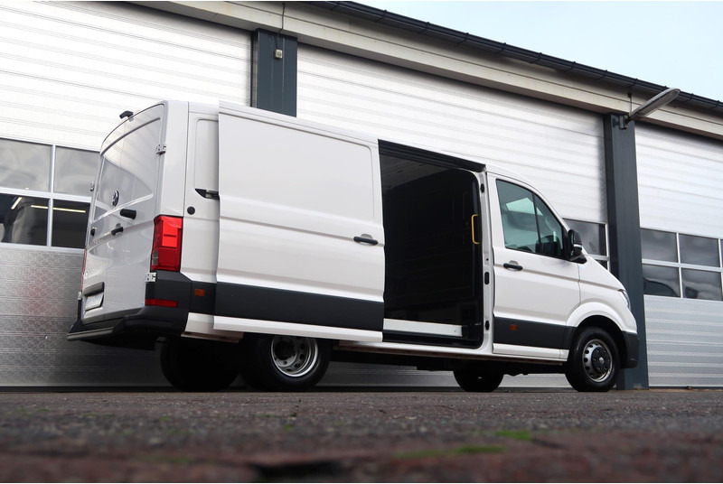Volkswagen Crafter 50 2.0 TDI DL L3H2 3.5 T/ LED/ CAMERA/ NAVI/ CRUISE/ CLIMA/ DUBBEL LUCHT - Furgon: foto 4 Volkswagen Crafter 50 2.0 TDI DL L3H2 3.5 T/ LED/ CAMERA/ NAVI/ CRUISE/ CLIMA/ DUBBEL LUCHT - Furgon: foto 4