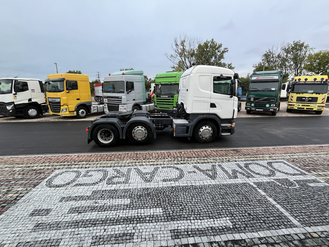 SCANIA R440 6x2 ADR automatic TOP - Gjysmë-kamion: foto 5 SCANIA R440 6x2 ADR automatic TOP - Gjysmë-kamion: foto 5