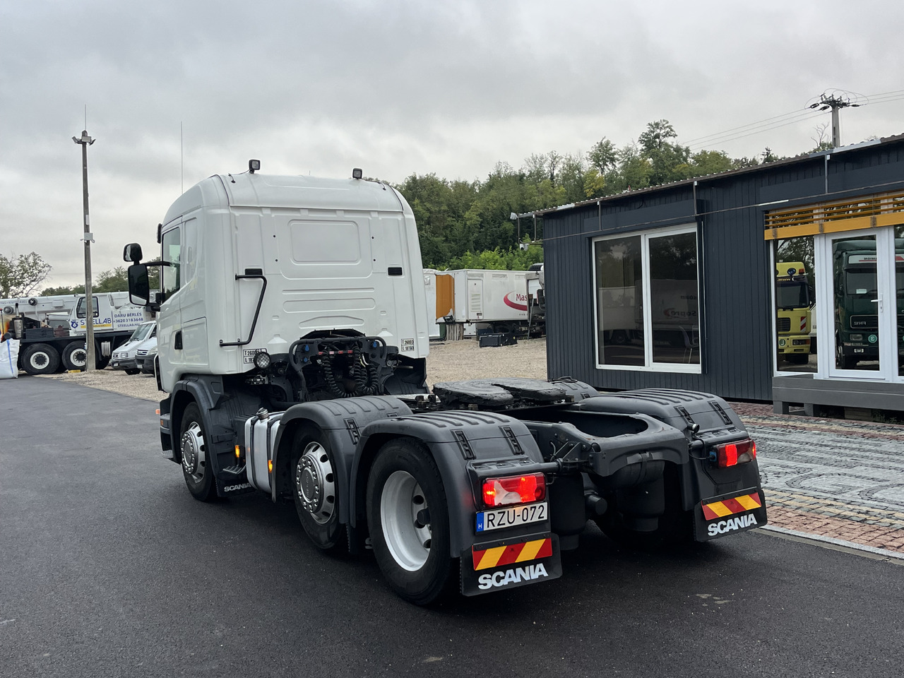 SCANIA R440 6x2 ADR automatic TOP - Gjysmë-kamion: foto 4 SCANIA R440 6x2 ADR automatic TOP - Gjysmë-kamion: foto 4