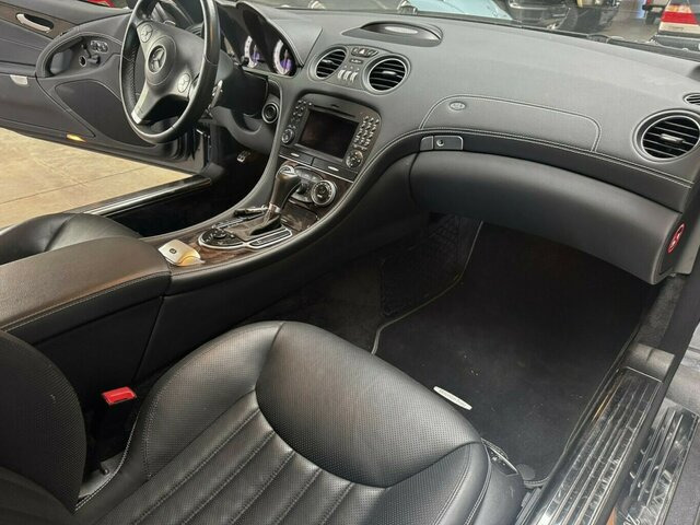 MERCEDES-BENZ SL 280 R 230 Mercedes-Scheckheft perfekt!... - Kabriolet: foto 4 MERCEDES-BENZ SL 280 R 230 Mercedes-Scheckheft perfekt!... - Kabriolet: foto 4