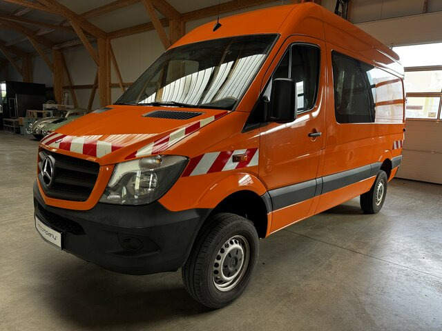 MERCEDES-BENZ Sprinter 316 CDI 4x4 Allrad L2H2 1. Hand!... - Furgon, Kamioncine dopio kabinë: foto 1 MERCEDES-BENZ Sprinter 316 CDI 4x4 Allrad L2H2 1. Hand!... - Furgon, Kamioncine dopio kabinë: foto 1
