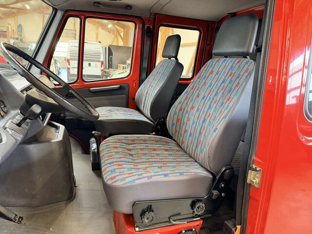 MERCEDES-BENZ T1 310 Bremer Doka perfekt!... - Kamioncine me kontinier, Mjet bujqësor/ Special: foto 3 MERCEDES-BENZ T1 310 Bremer Doka perfekt!... - Kamioncine me kontinier, Mjet bujqësor/ Special: foto 3