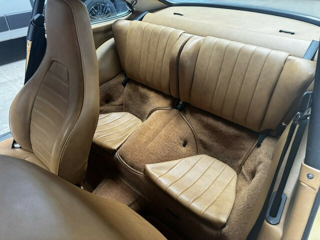 PORSCHE 911 S 2.7 - Veturë: foto 4 PORSCHE 911 S 2.7 - Veturë: foto 4