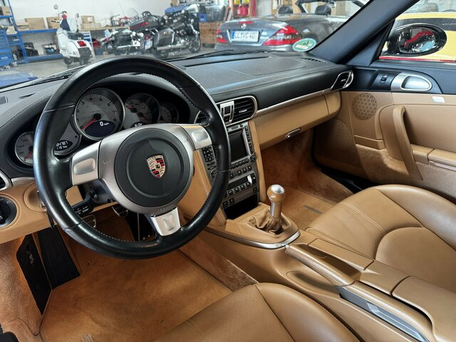 PORSCHE 997 Carrera S Porsche Zentrum Scheckheft - Veturë: foto 3 PORSCHE 997 Carrera S Porsche Zentrum Scheckheft - Veturë: foto 3