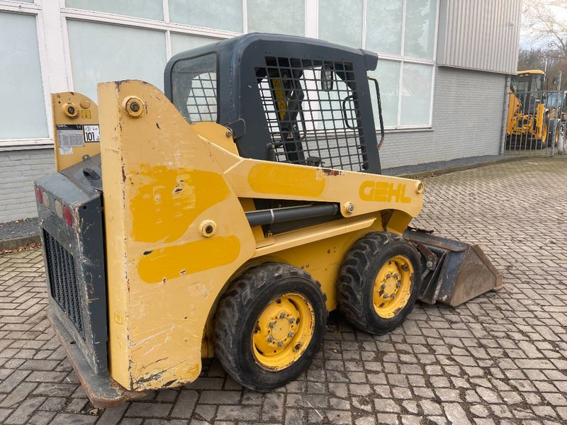 Gehl 3840 E 2015 - Mini fadrom: foto 4 Gehl 3840 E 2015 - Mini fadrom: foto 4