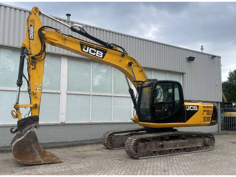 JCB JS 220 N LC 2012 CE - Ekskavator me zinxhirë: foto 2 JCB JS 220 N LC 2012 CE - Ekskavator me zinxhirë: foto 2