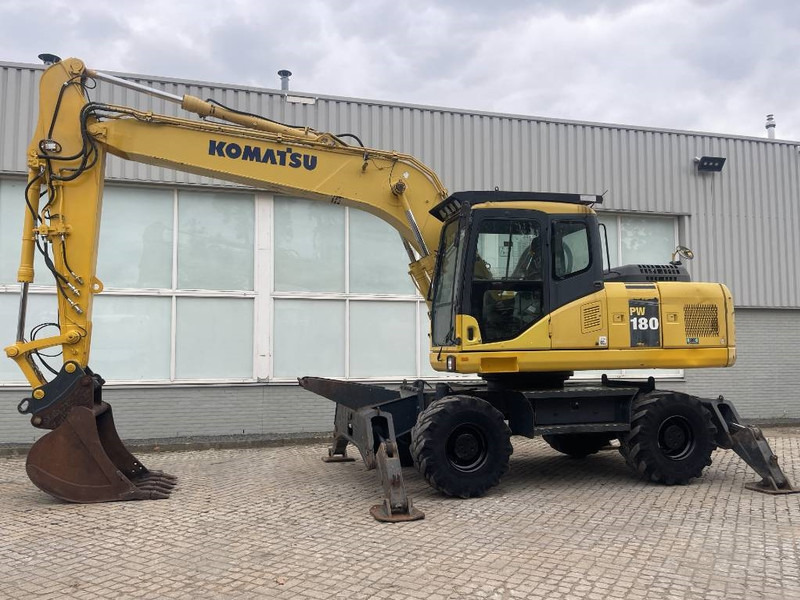 Komatsu PW 180-7EO 2009 - Ekskavator me goma: foto 3 Komatsu PW 180-7EO 2009 - Ekskavator me goma: foto 3