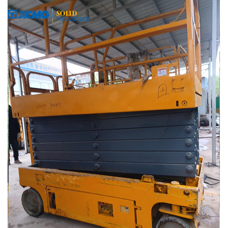 XCMG GTJZ1012 used 10m hydraulic scissor lift in good condition - Ngritës gërshërë: foto 1 XCMG GTJZ1012 used 10m hydraulic scissor lift in good condition - Ngritës gërshërë: foto 1