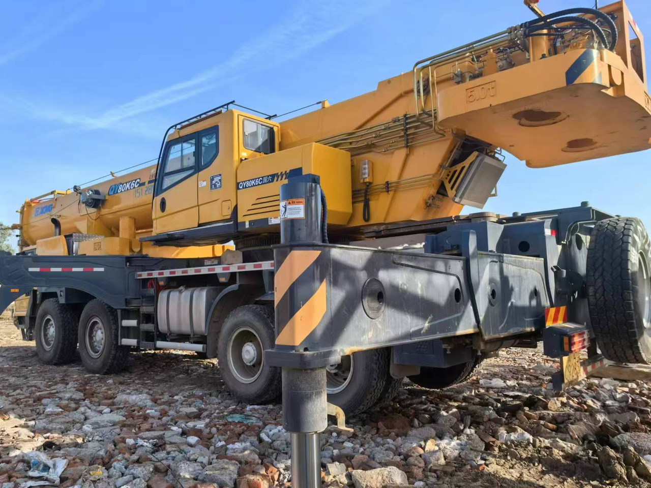 Lizingu i  XCMG Official Price Of Mobile Crane QY80K6C Second Hand Boom Truck Crane Price List XCMG Official Price Of Mobile Crane QY80K6C Second Hand Boom Truck Crane Price List: foto 9