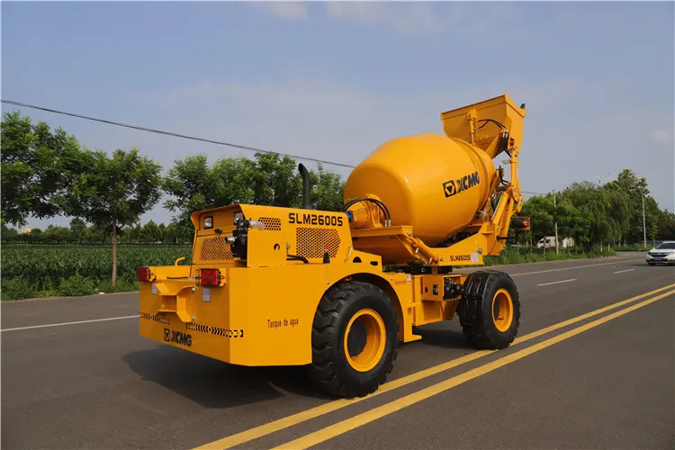 XCMG Official SLM2600S 2.6cbm Concrete Mixer Mobile Self Loading Concrete Mixer Truck - Autobetoniere: foto 5 XCMG Official SLM2600S 2.6cbm Concrete Mixer Mobile Self Loading Concrete Mixer Truck - Autobetoniere: foto 5