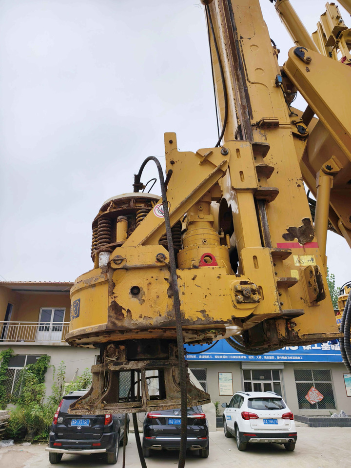 XCMG Official Second Hand Rotary Drill XR180D Used Borehole Drilling Rig Price - Sondë shpimi: foto 5 XCMG Official Second Hand Rotary Drill XR180D Used Borehole Drilling Rig Price - Sondë shpimi: foto 5