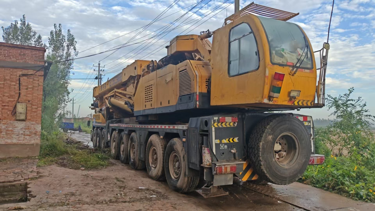 XCMG QAY500 used 500ton diesel all terrain truck crane with telescopic arm price - Vinç për të gjitha terrenet: foto 3 XCMG QAY500 used 500ton diesel all terrain truck crane with telescopic arm price - Vinç për të gjitha terrenet: foto 3