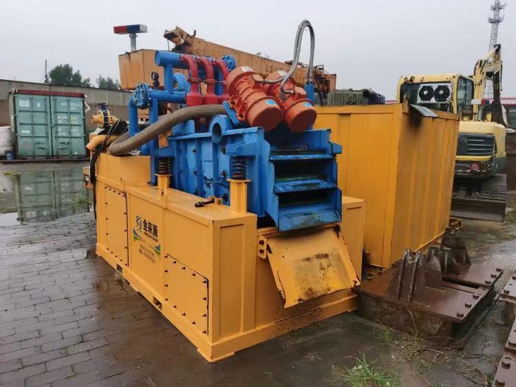XCMG Used HDD Horizontal Directional Drilling Rig Machine XZ680 For Mine Use - Makineri e drejtuar për hapjen e rrugëve: foto 4 XCMG Used HDD Horizontal Directional Drilling Rig Machine XZ680 For Mine Use - Makineri e drejtuar për hapjen e rrugëve: foto 4